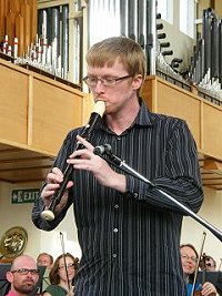 Gallery Wind - through a harp